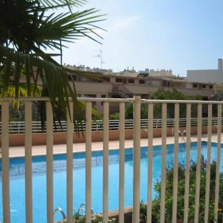 Cote Azur Vista Mare 50 M Apartment *
