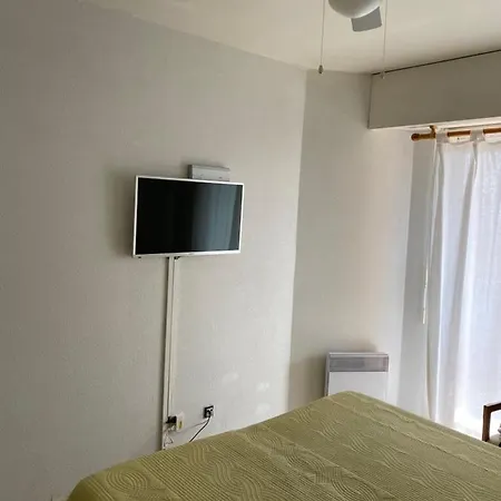 Cote Azur Vista Mare 50 M *