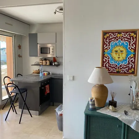 Cote Azur Vista Mare 50 M Apartmán *